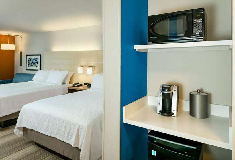 בית מלון כפרי Holiday Inn Express & Suites Medford, An Ihg