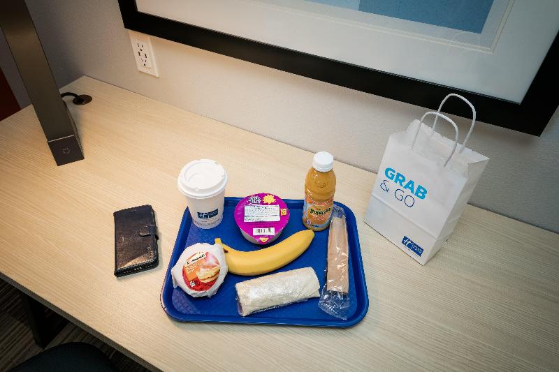 בית מלון כפרי Holiday Inn Express & Suites Medford, An Ihg