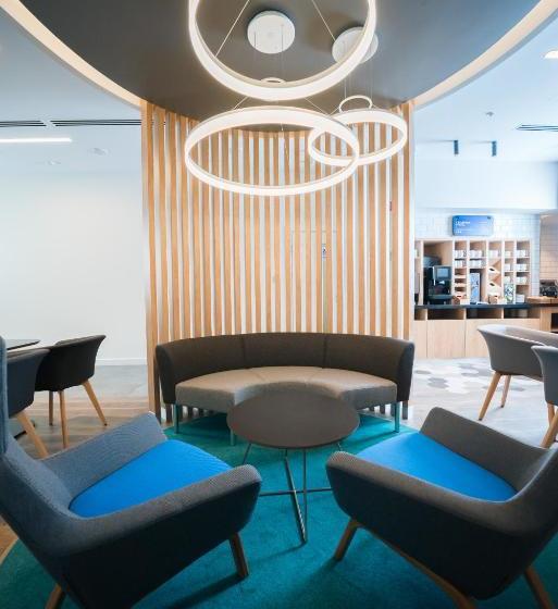 Отель Holiday Inn Express Moscow  Baumanskaya, An Ihg