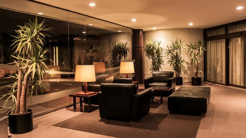 Отель Holiday Inn Porto
