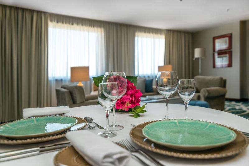 Отель Holiday Inn Porto