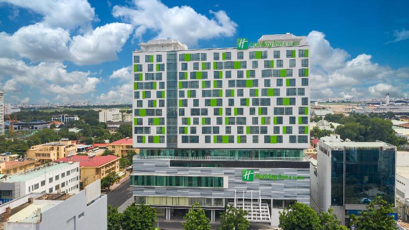 هتل Holiday Inn & Suites Saigon Airport, An Ihg