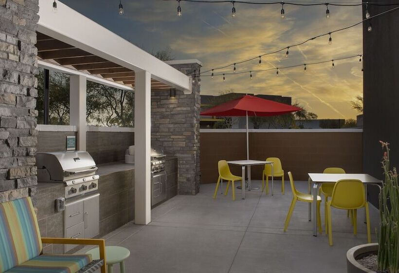 هتل Home2 Suites By Hilton Phoenix Airport South