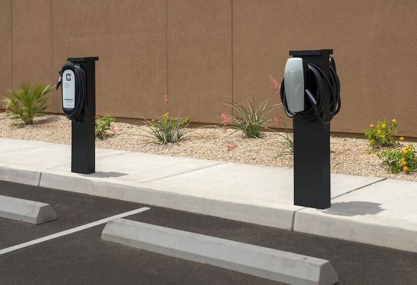 هتل Home2 Suites By Hilton Phoenix Airport South