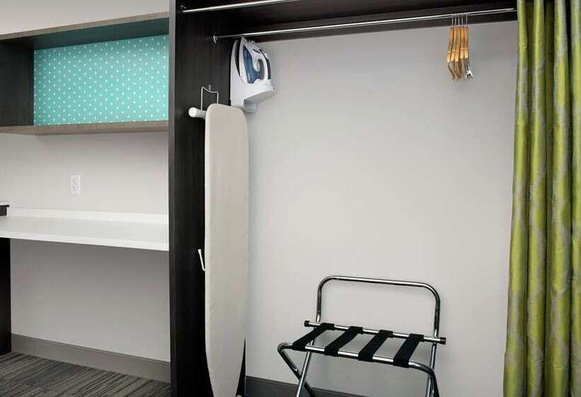 هتل Home2 Suites By Hilton Phoenix Airport South