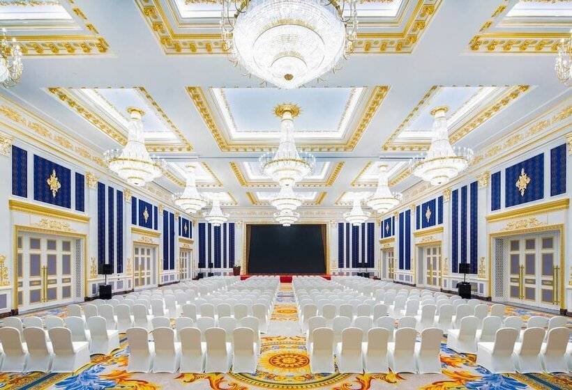 Отель Howard Johnson Plaza Ningbo