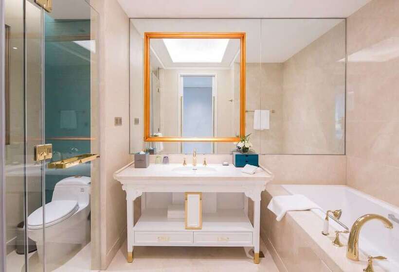 Отель Howard Johnson Plaza Ningbo