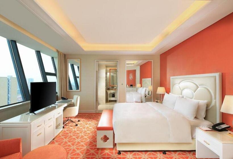 Отель Howard Johnson Plaza Ningbo