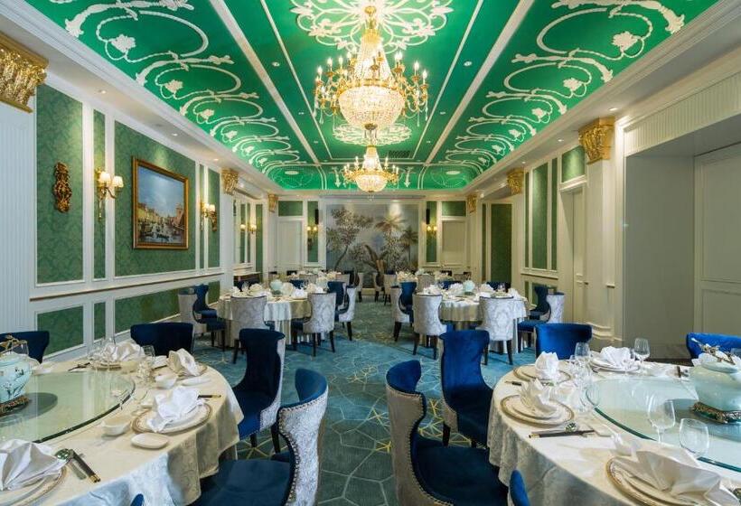 Отель Howard Johnson Plaza Ningbo