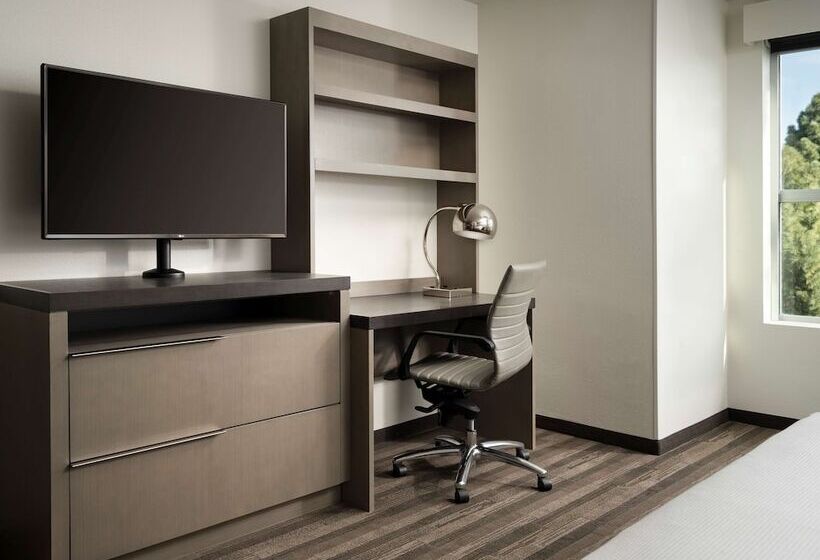 בית מלון כפרי Hyatt House San Jose Airport