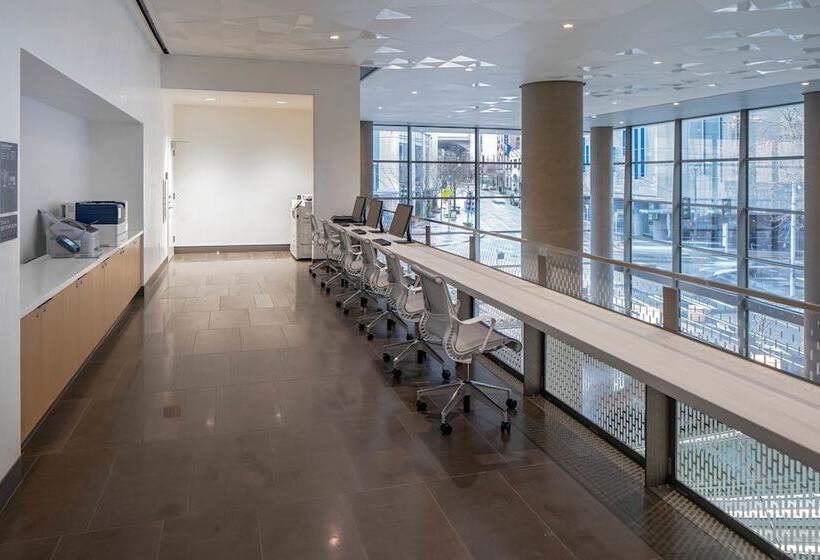 Отель Hyatt Regency Seattle