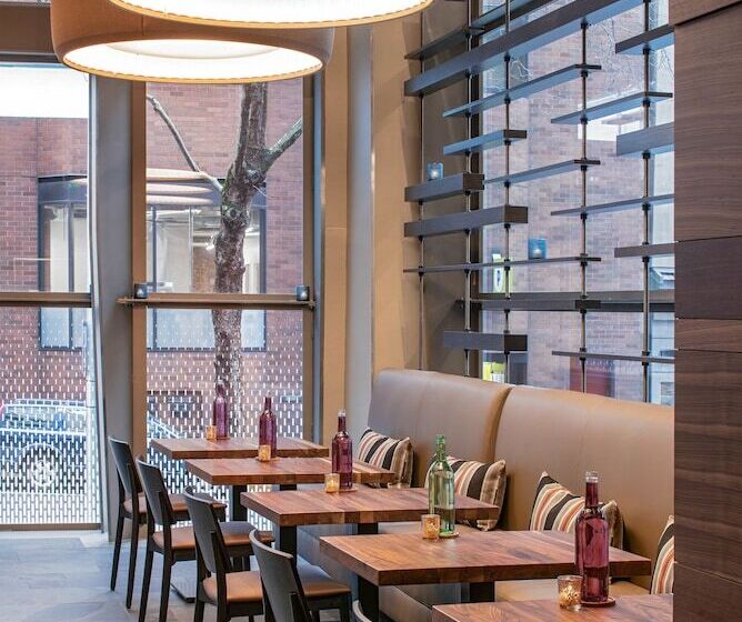 Отель Hyatt Regency Seattle