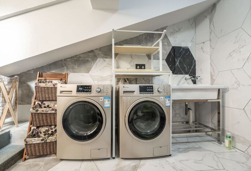 ホテル Ibis Styles Fuzhou Wuyi Square