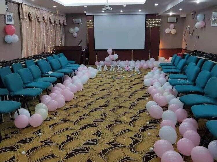 ホテル Ibis Styles Fuzhou Wuyi Square