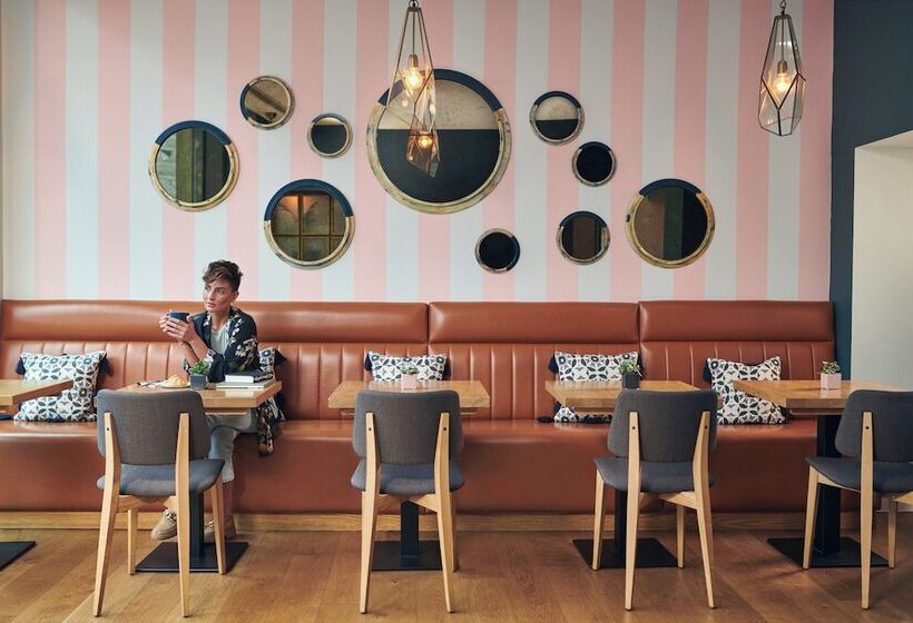 Отель Indigo Manchester   Victoria Station, An Ihg