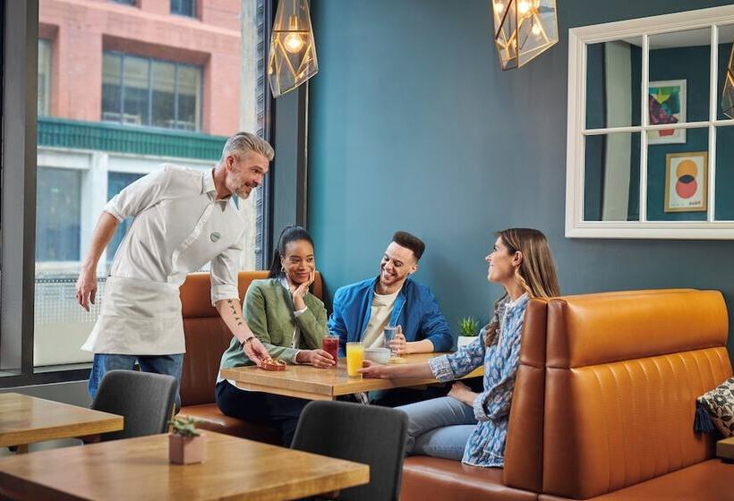 Отель Indigo Manchester   Victoria Station, An Ihg