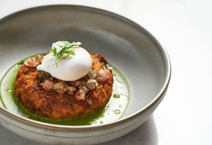 Отель Indigo Manchester   Victoria Station, An Ihg