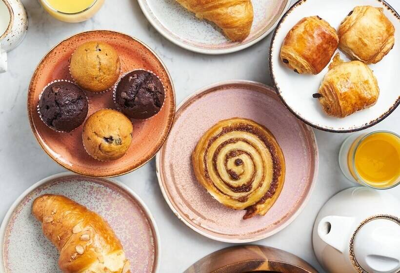 Отель Indigo Manchester   Victoria Station, An Ihg