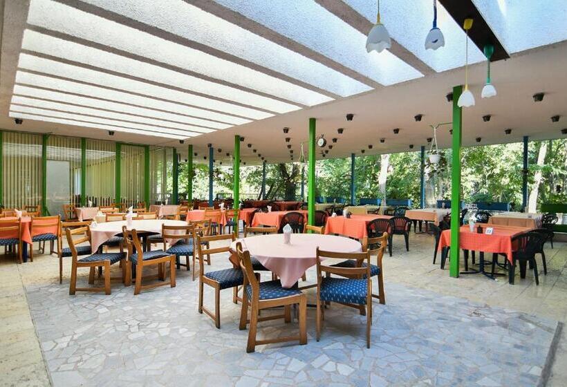 호텔 International Home Of Scientists Joliot Curie