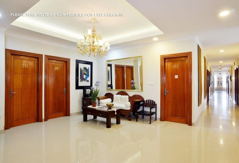 בית מלון כפרי Kemang Eleven