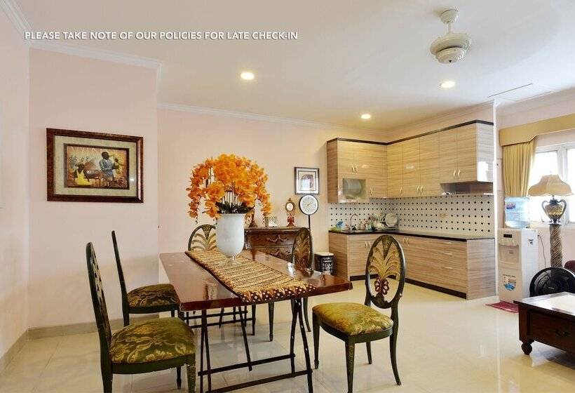 בית מלון כפרי Kemang Eleven