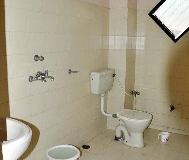 فندق Kirti Plaza