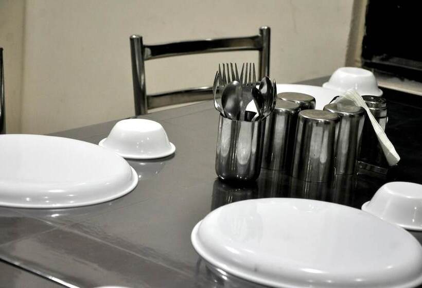 فندق Kirti Plaza