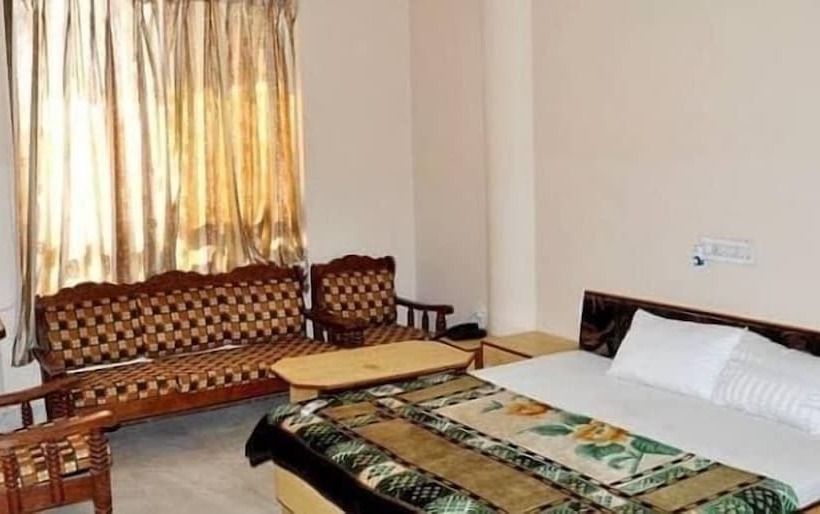 فندق Kirti Plaza