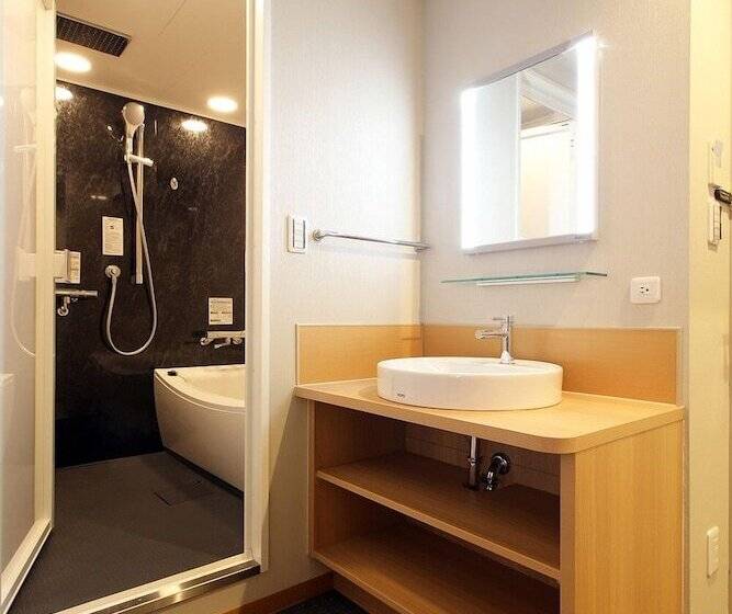 Kobe Luminous Hotel Sannomiya