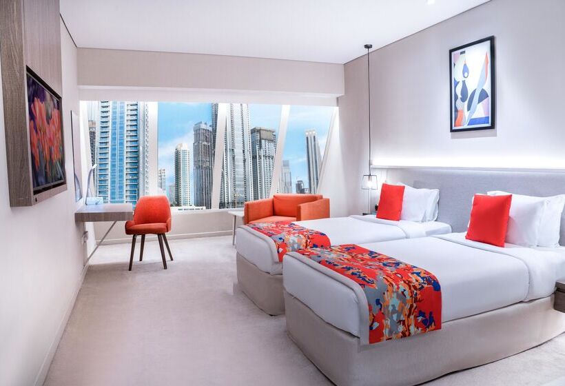 Leva Hotel And Suites, Opposite Downtown