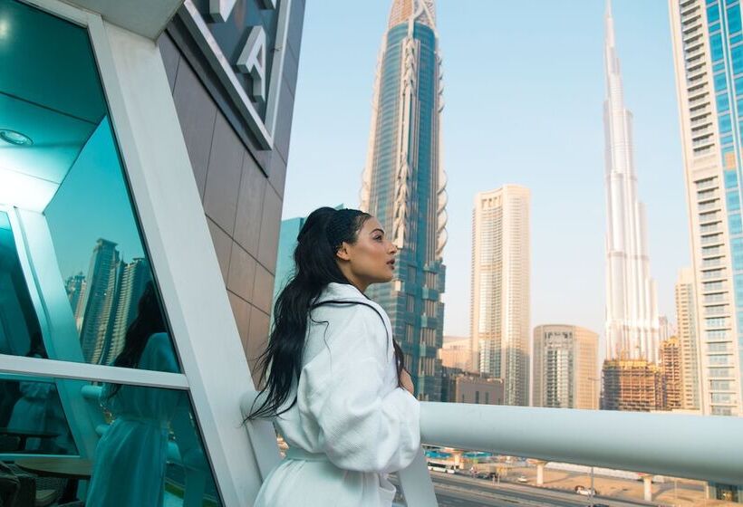 Leva Hotel And Suites, Opposite Downtown