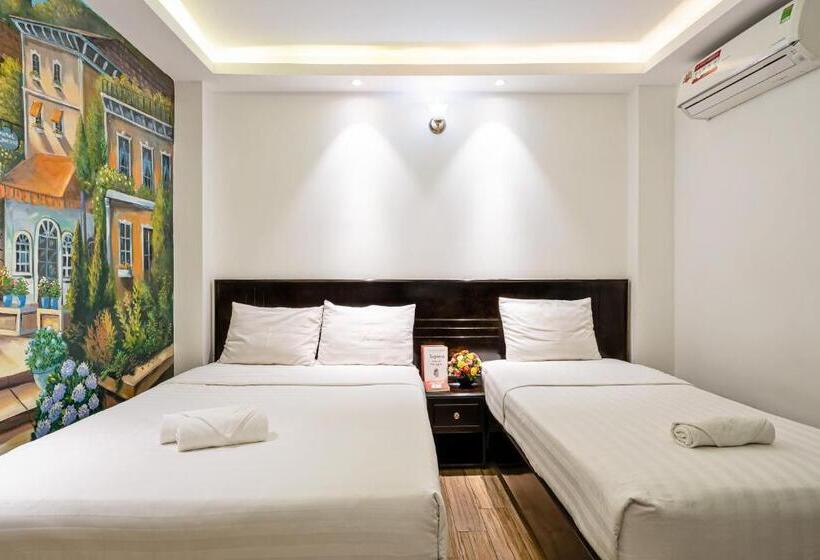 هتل Lotus Laverne