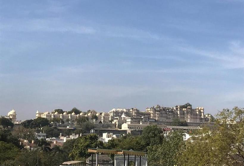 فندق Mahendra Prakash