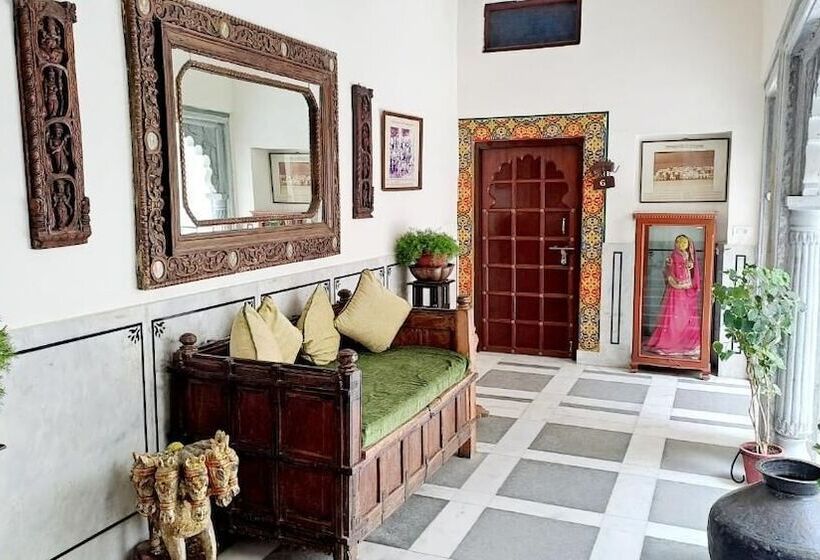 فندق Mahendra Prakash