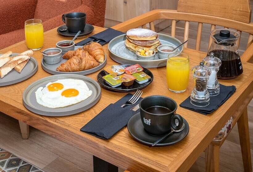 هتل Metropole Urban