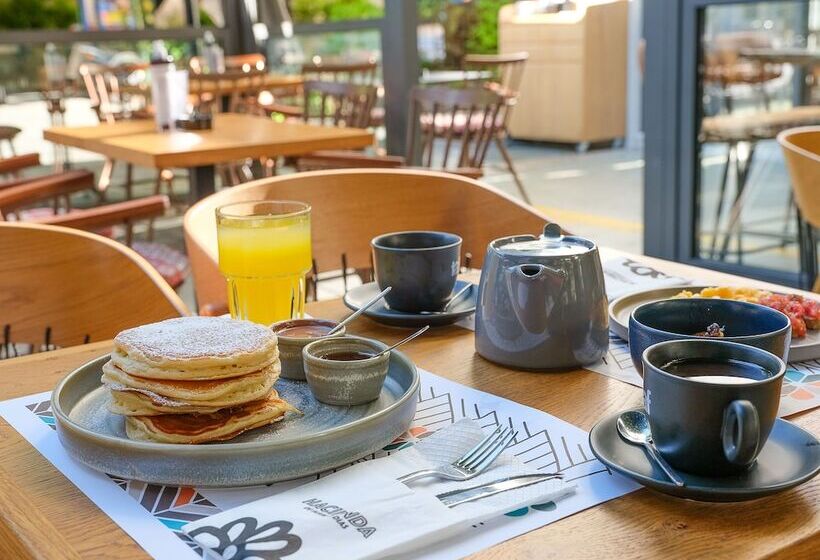 هتل Metropole Urban