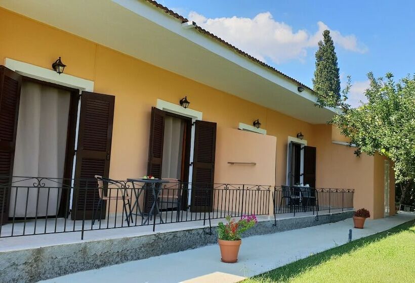 Отель Mileona Rooms