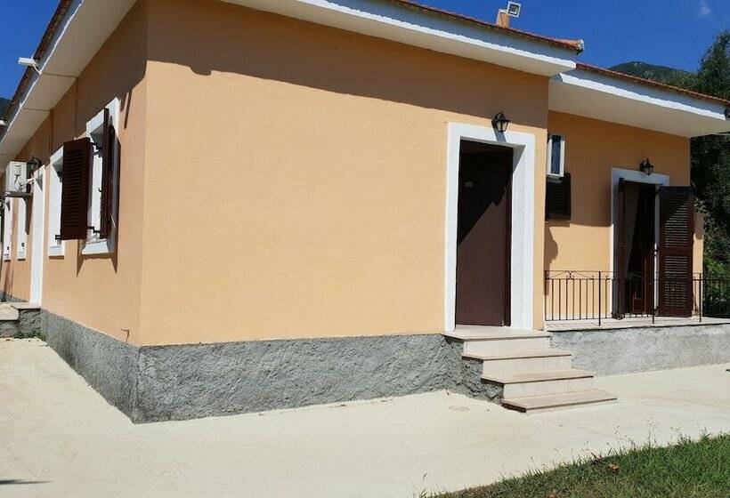 Отель Mileona Rooms