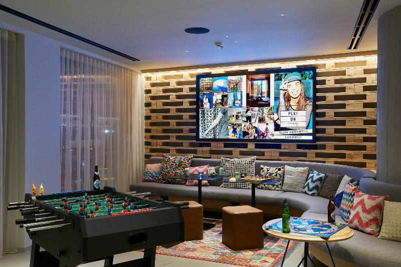 هتل Moxy Patra Marina