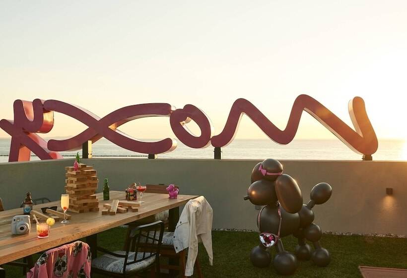 هتل Moxy Patra Marina
