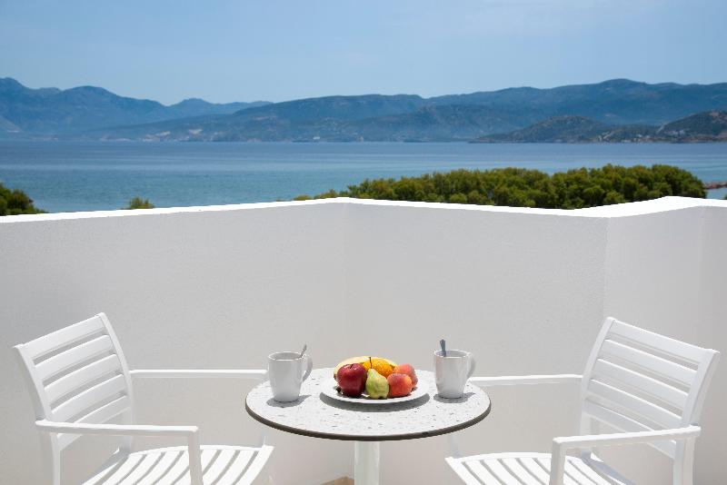 Отель Naiades Marina