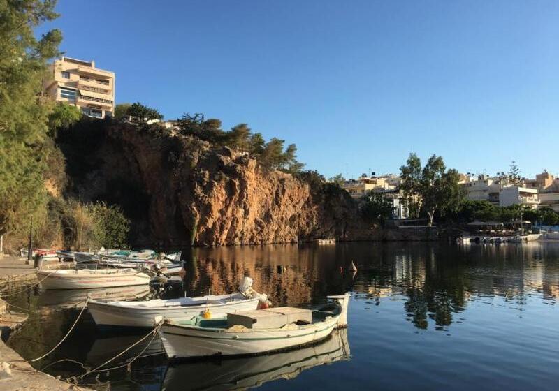 Отель Naiades Marina