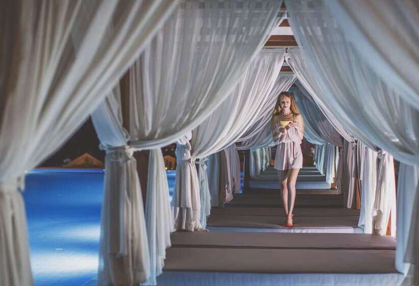 Orka Cove Hotel Penthouse & Suites - Adults Only