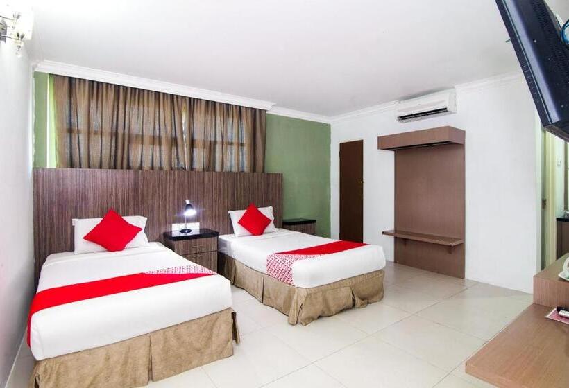 فندق Crystal City