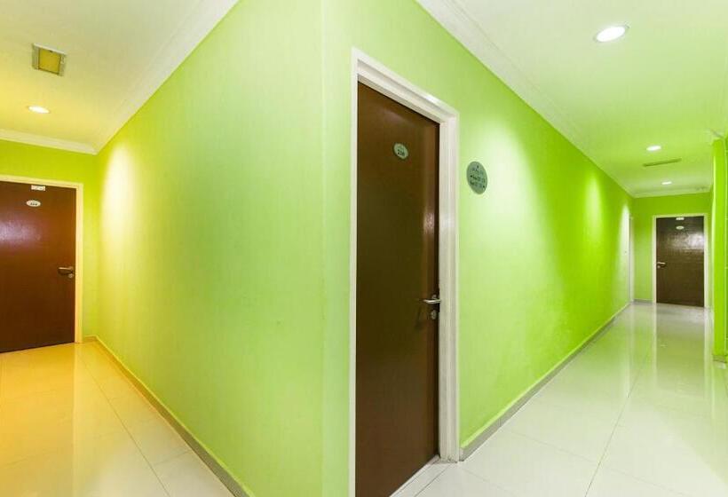 فندق Crystal City