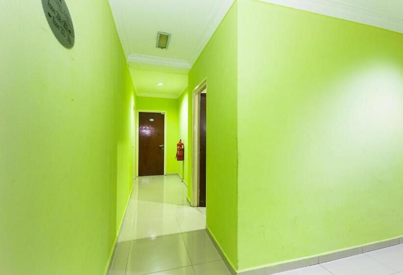 فندق Crystal City