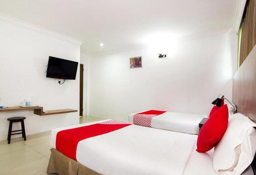 فندق Crystal City