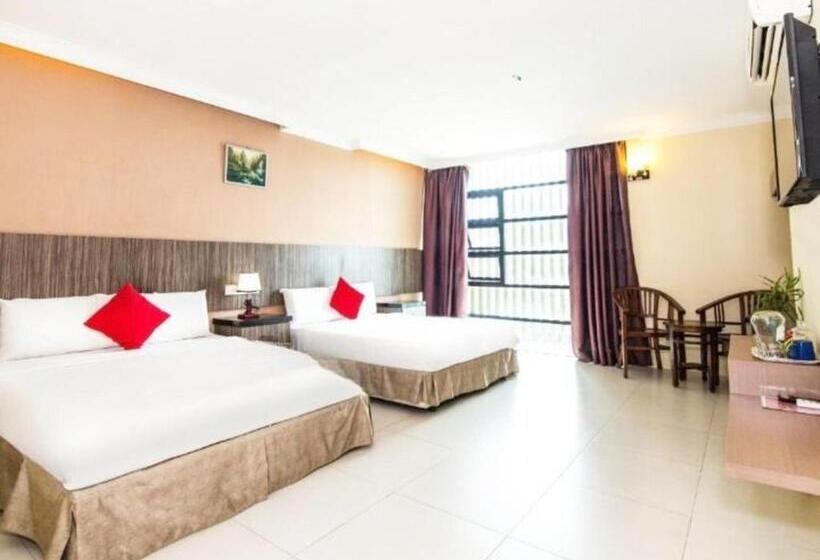 فندق Crystal City