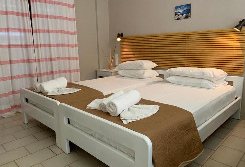 فندق Petros Village