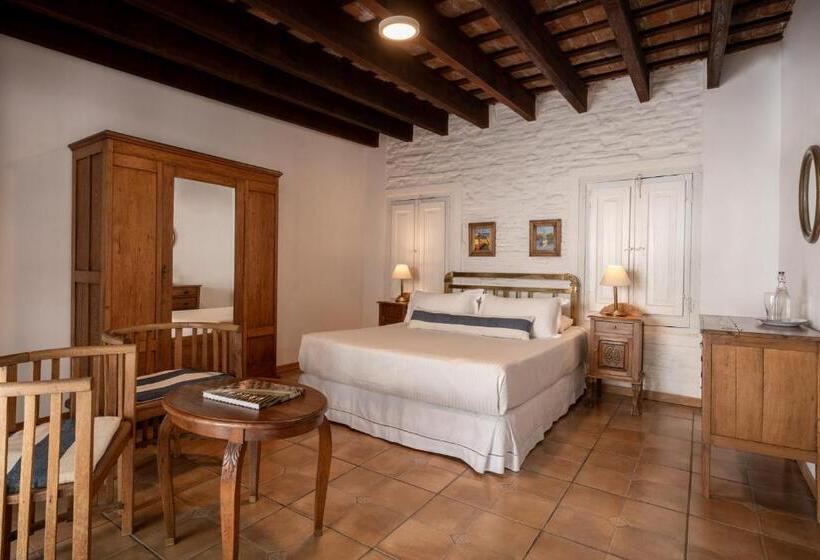 בית מלון כפרי Posada Manuel Lobo